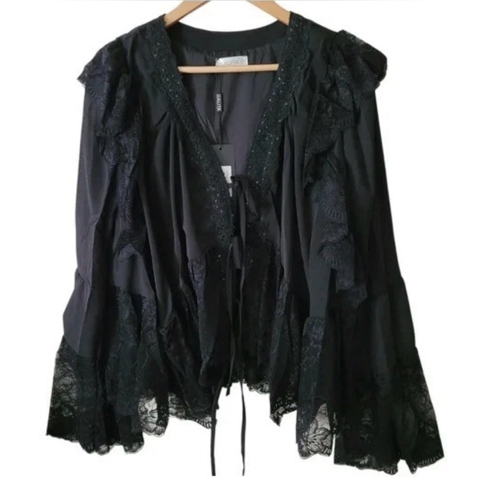 Elegant Black Lace Women Top - Picture 4 of 10